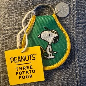 NWT SNOOPY TENNIS PATCH KEYCHAIN - Three Potato Four